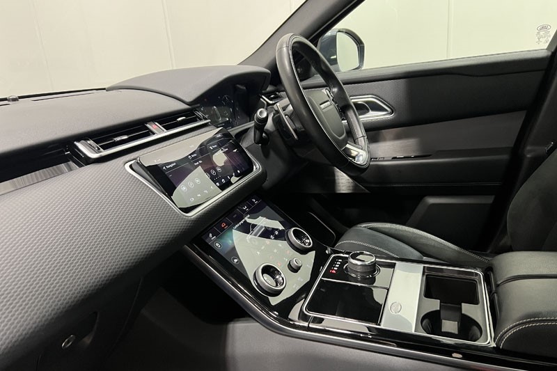 2019 (19) LAND ROVER RANGE ROVER VELAR 2.0 D240 R-Dynamic SE 5dr Auto 3548928