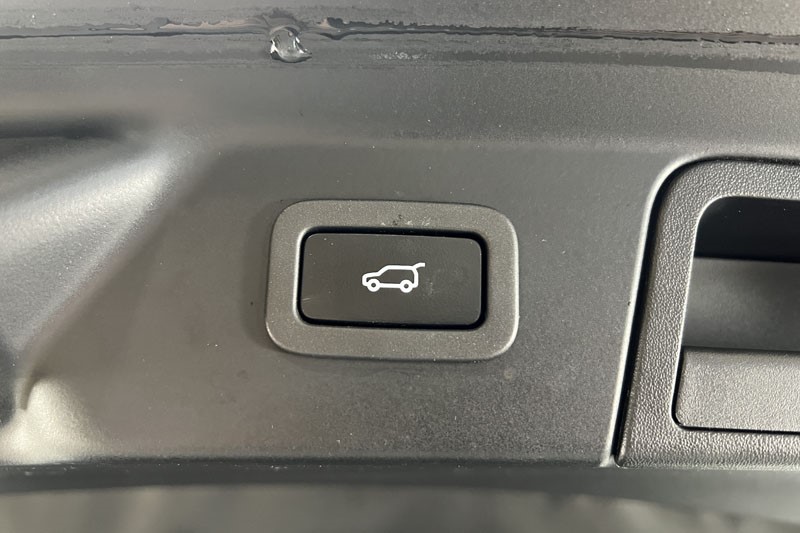 2019 (19) LAND ROVER RANGE ROVER VELAR 2.0 D240 R-Dynamic SE 5dr Auto 3548937