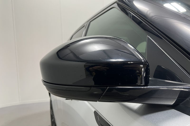 2019 (19) LAND ROVER RANGE ROVER VELAR 2.0 D240 R-Dynamic SE 5dr Auto 3548944