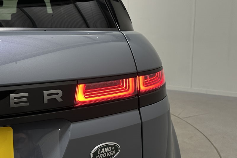 2021 (71) LAND ROVER RANGE ROVER EVOQUE 1.5 P300e R-Dynamic HSE 5dr Auto 3545712