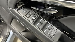 2021 (71) LAND ROVER RANGE ROVER EVOQUE 1.5 P300e R-Dynamic HSE 5dr Auto 3545676