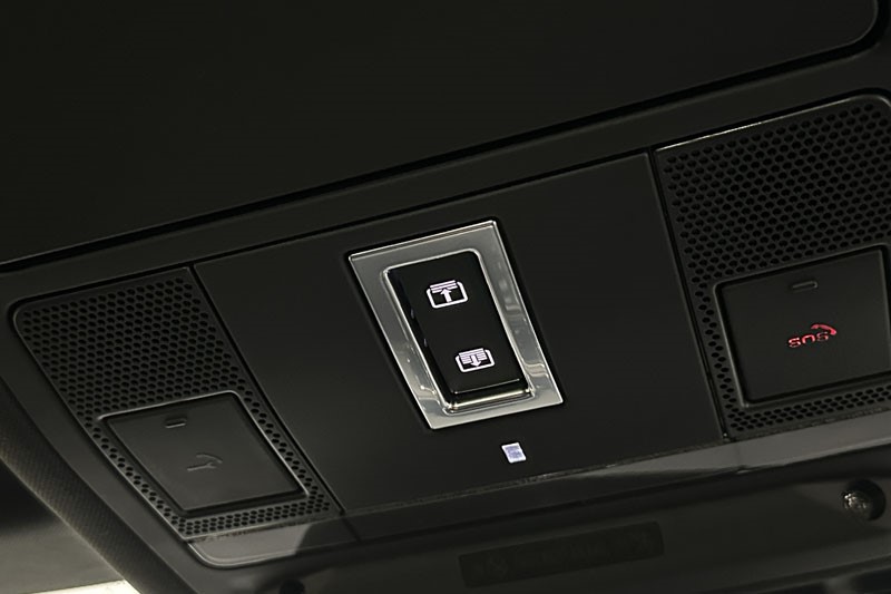 2021 (71) LAND ROVER RANGE ROVER EVOQUE 1.5 P300e R-Dynamic HSE 5dr Auto 3545698