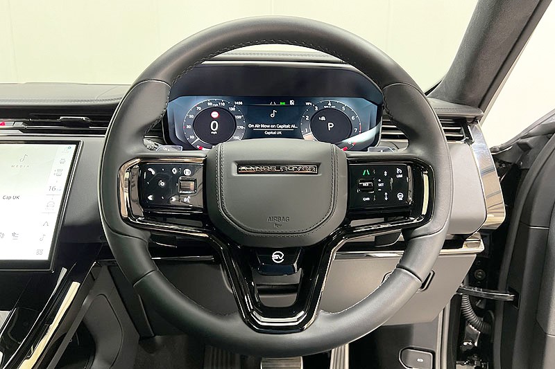 2024 (24) LAND ROVER RANGE ROVER SPORT 4.4 P635 V8 SV Edition One 5dr Auto [Gloss] 3543793