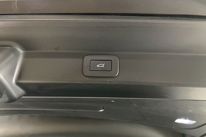 2024 (24) LAND ROVER RANGE ROVER SPORT 4.4 P635 V8 SV Edition One 5dr Auto [Gloss] 3543833