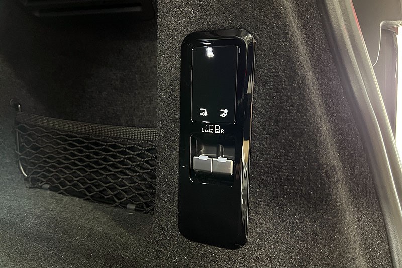 2024 (24) LAND ROVER RANGE ROVER SPORT 4.4 P635 V8 SV Edition One 5dr Auto [Gloss] 3543832