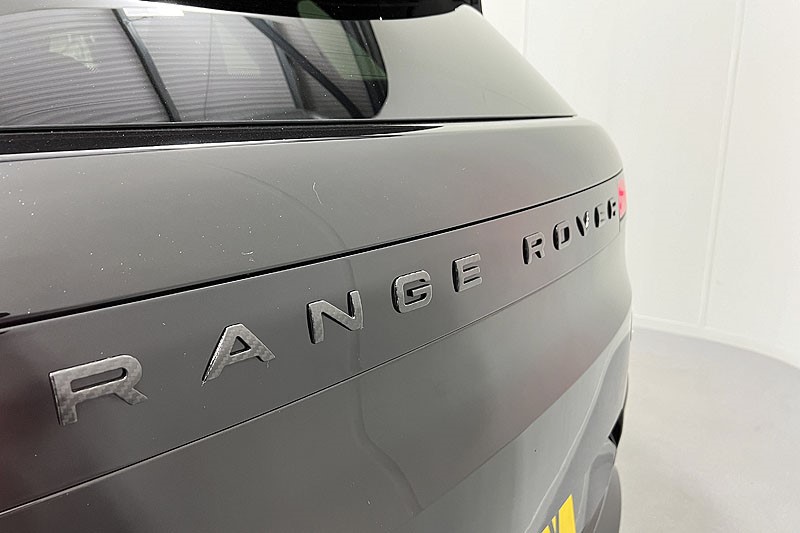 2024 (24) LAND ROVER RANGE ROVER SPORT 4.4 P635 V8 SV Edition One 5dr Auto [Gloss] 3543835