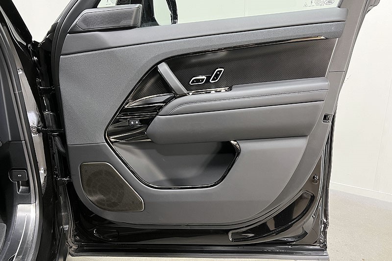 2024 (24) LAND ROVER RANGE ROVER SPORT 4.4 P635 V8 SV Edition One 5dr Auto [Gloss] 3543785