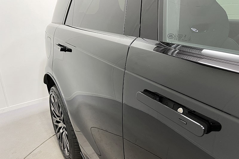 2024 (24) LAND ROVER RANGE ROVER SPORT 4.4 P635 V8 SV Edition One 5dr Auto [Gloss] 3543838