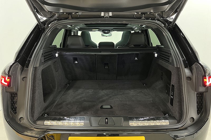 2024 (24) LAND ROVER RANGE ROVER SPORT 4.4 P635 V8 SV Edition One 5dr Auto [Gloss] 3543830