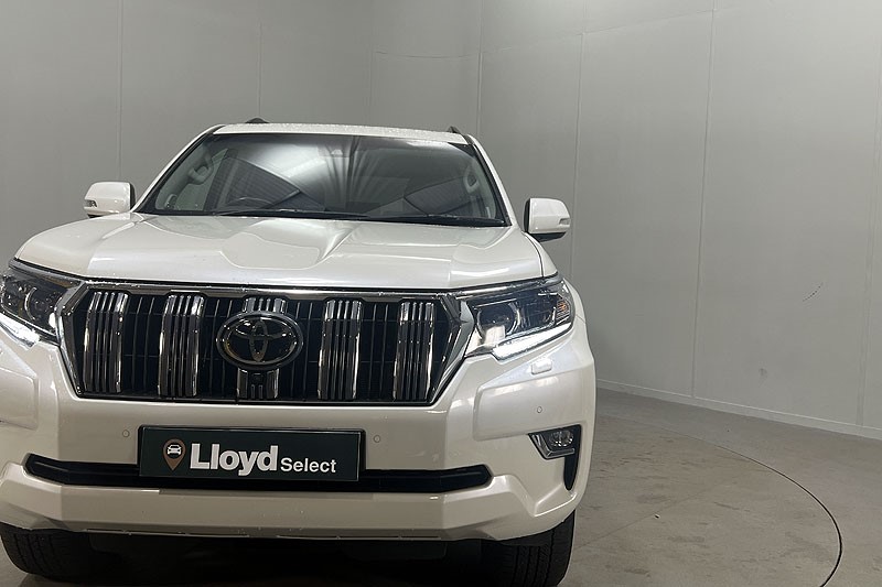 2023 (73) TOYOTA LAND CRUISER 2.8 D-4D 204 Invincible 5dr Auto 7 Seats 3591097