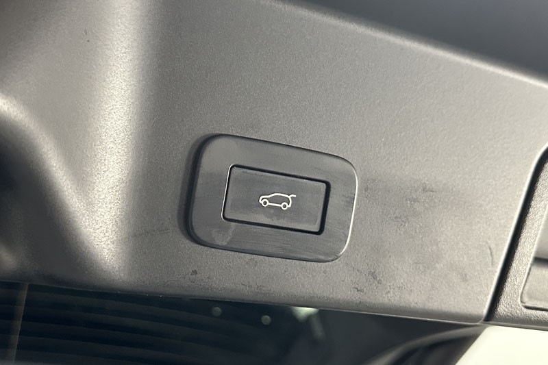 2023 (23) LAND ROVER RANGE ROVER EVOQUE 2.0 D200 R-Dynamic HSE 5dr Auto 3627729