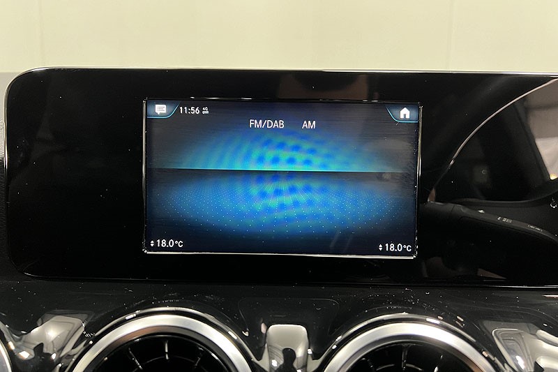 2021 (21) MERCEDES-BENZ GLA 200d 4Matic AMG Line 5dr Auto 3614514