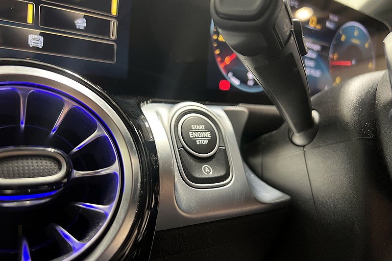 2021 (71) MERCEDES-BENZ GLB 220d 4Matic AMG Line Premium 5dr 8G-Tronic 3614368