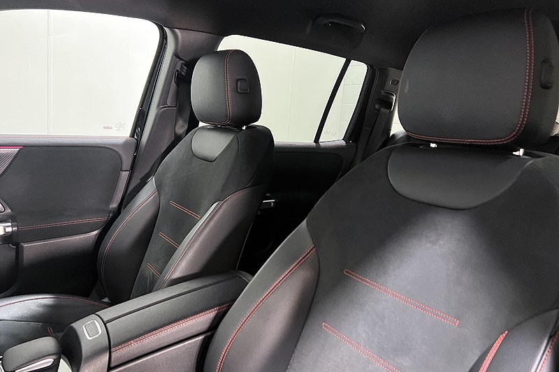 2021 (71) MERCEDES-BENZ GLB 220d 4Matic AMG Line Premium 5dr 8G-Tronic 3614378