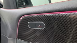 2021 (71) MERCEDES-BENZ GLB 220d 4Matic AMG Line Premium 5dr 8G-Tronic 3614357