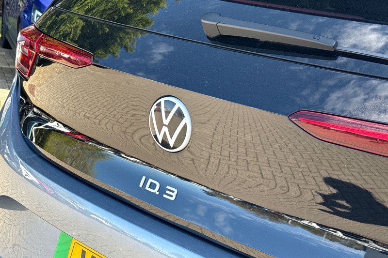 2021 (21) VOLKSWAGEN ID.3 150kW Business Pro Performance 58kWh 5dr Auto 5310222