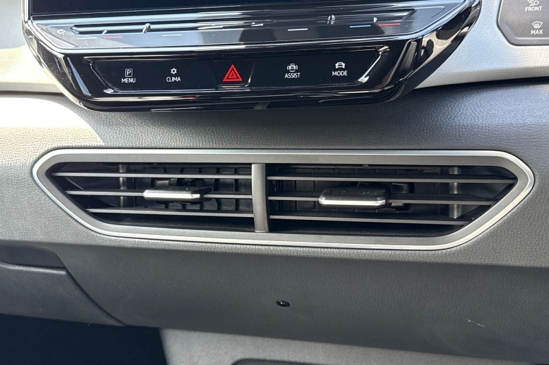 2021 (21) VOLKSWAGEN ID.3 150kW Business Pro Performance 58kWh 5dr Auto 5310211