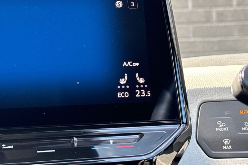 2021 (21) VOLKSWAGEN ID.3 150kW Business Pro Performance 58kWh 5dr Auto 5310210