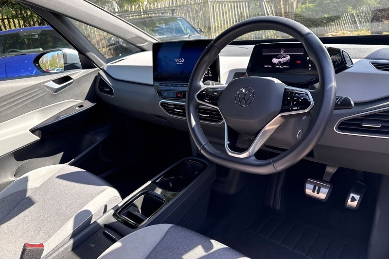 2021 (21) VOLKSWAGEN ID.3 150kW Business Pro Performance 58kWh 5dr Auto 5310192