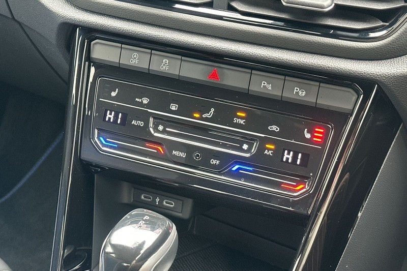 2023 (73) VOLKSWAGEN T-ROC 2.0 TSI 300 4MOTION R 5dr DSG 5295031