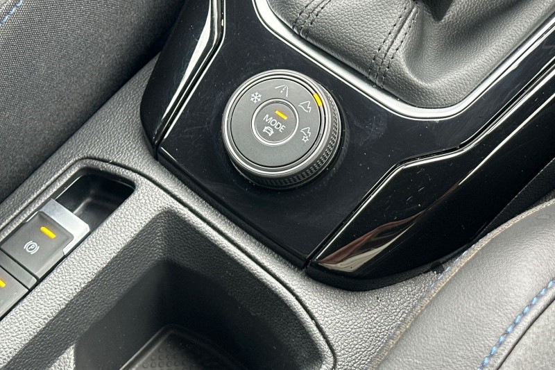 2023 (73) VOLKSWAGEN T-ROC 2.0 TSI 300 4MOTION R 5dr DSG 5295032