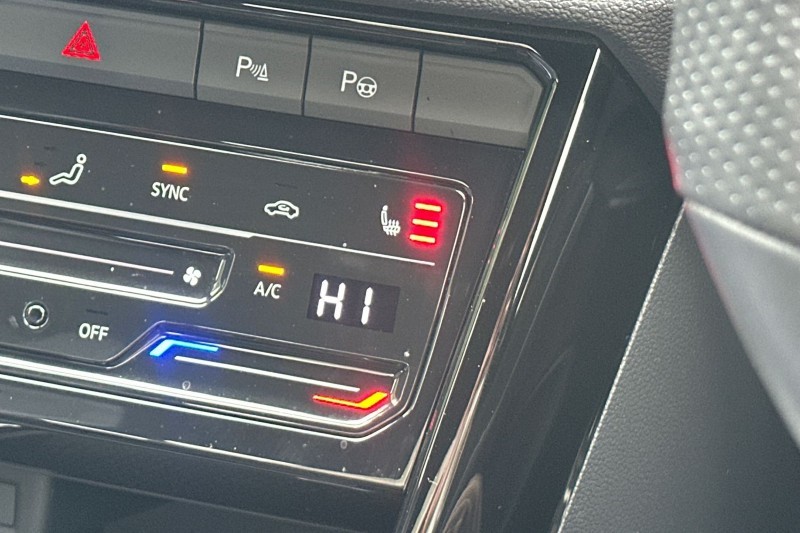 2023 (73) VOLKSWAGEN T-ROC 2.0 TSI 300 4MOTION R 5dr DSG 5295033