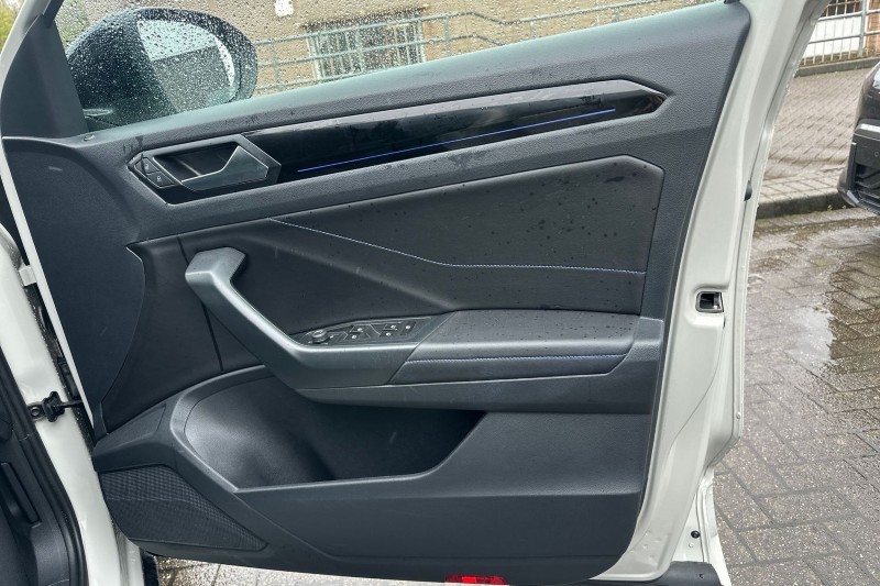 2023 (73) VOLKSWAGEN T-ROC 2.0 TSI 300 4MOTION R 5dr DSG 5295016