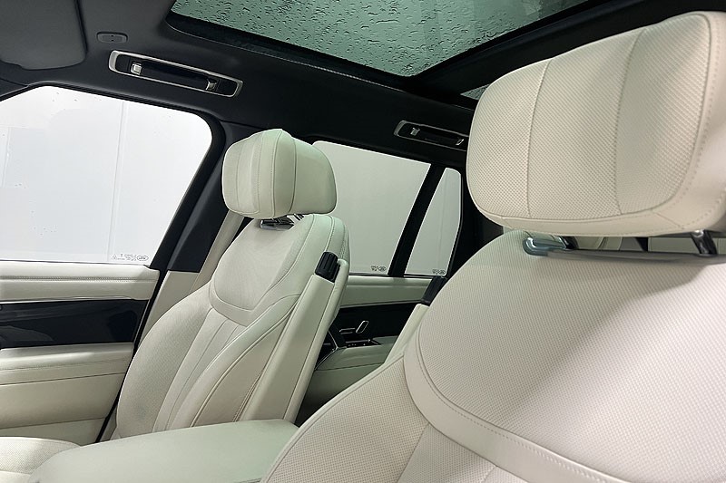 2024 (24) LAND ROVER RANGE ROVER 3.0 D350 Autobiography 4dr Auto 3679245