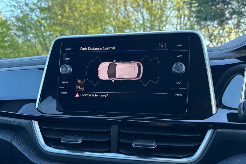 2024 (24) VOLKSWAGEN T-ROC 1.5 TSI R-Line 5dr DSG 5320252