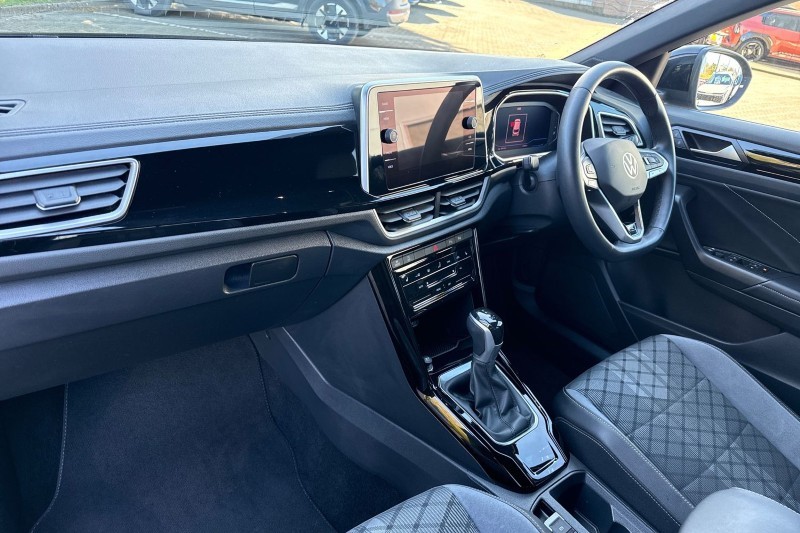 2024 (24) VOLKSWAGEN T-ROC 1.5 TSI R-Line 5dr DSG 5320243