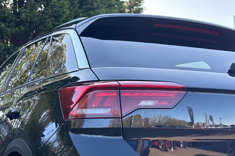 2024 (24) VOLKSWAGEN T-ROC 1.5 TSI R-Line 5dr DSG 5320249