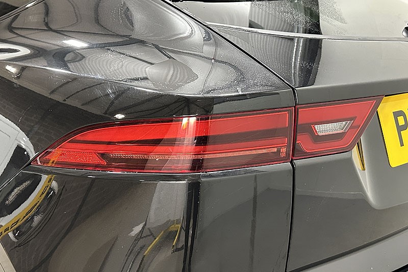 2024 (73) JAGUAR E-PACE 2.0 D200 R-Dynamic SE Black 5dr Auto 3780617
