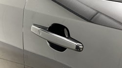 2024 (73) JAGUAR E-PACE 2.0 D200 R-Dynamic SE Black 5dr Auto 3780622