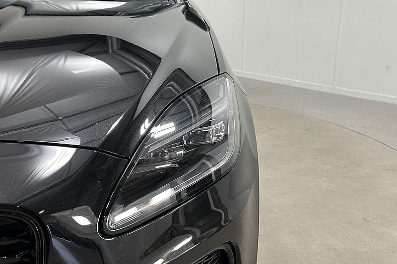 2024 (73) JAGUAR E-PACE 2.0 D200 R-Dynamic SE Black 5dr Auto 3780623
