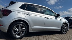 2022 (22) VOLKSWAGEN POLO 1.0 TSI 110 R-Line 5dr DSG 5317347