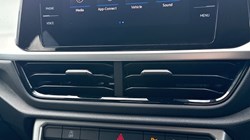 2025 (25) VOLKSWAGEN T-ROC 1.0 TSI 115 Match 5dr 5302343