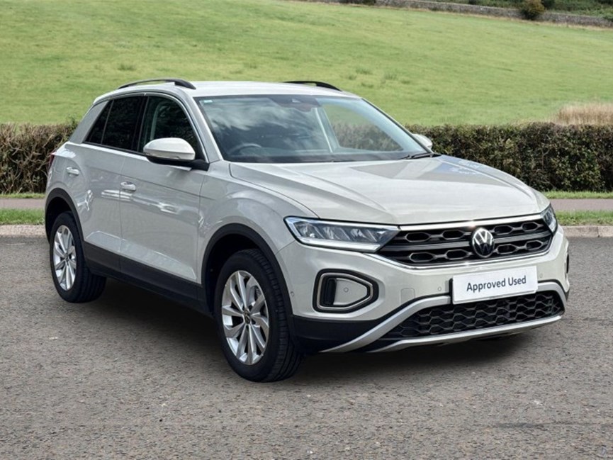 2025 (25) VOLKSWAGEN T-ROC 1.0 TSI 115 Match 5dr