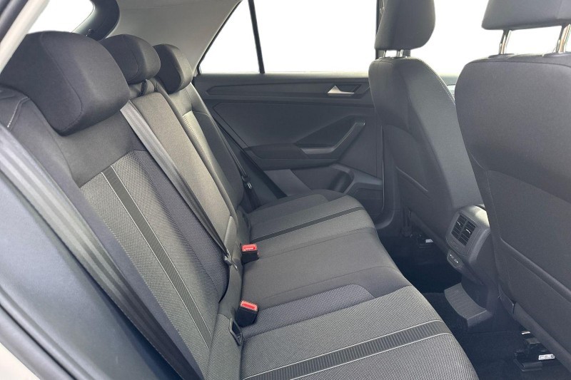 2025 (25) VOLKSWAGEN T-ROC 1.0 TSI 115 Match 5dr 5302320