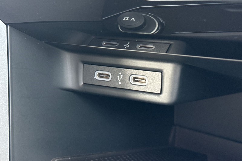 2025 (25) VOLKSWAGEN T-ROC 1.0 TSI 115 Match 5dr 5302355