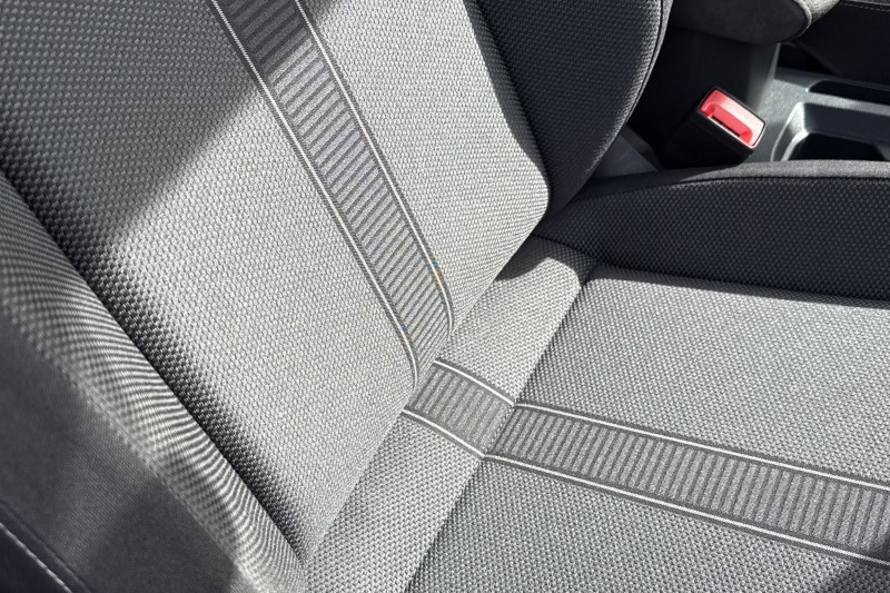 2025 (25) VOLKSWAGEN T-ROC 1.0 TSI 115 Match 5dr 5302331