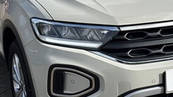 2025 (25) VOLKSWAGEN T-ROC 1.0 TSI 115 Match 5dr 5302348