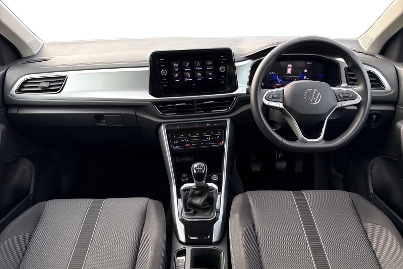 2025 (25) VOLKSWAGEN T-ROC 1.0 TSI 115 Match 5dr 5302325