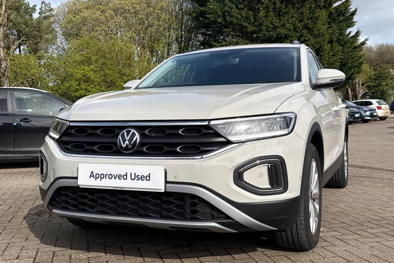 2025 (25) VOLKSWAGEN T-ROC 1.0 TSI 115 Match 5dr 5302350
