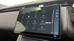 2025 (25) LAND ROVER RANGE ROVER VELAR 2.0 D200 MHEV Dynamic SE 5dr Auto 4846523