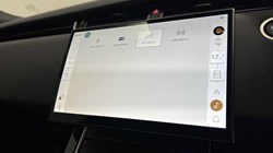 2025 (25) LAND ROVER RANGE ROVER EVOQUE 2.0 D200 S 5dr Auto 4524110