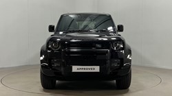 2025 (25) LAND ROVER DEFENDER 3.0 D250 X-Dynamic SE 110 5dr Auto 4592801