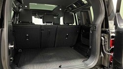 2025 (25) LAND ROVER DEFENDER 3.0 D250 X-Dynamic SE 110 5dr Auto 4592835