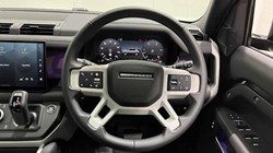 2025 (25) LAND ROVER DEFENDER 3.0 D250 X-Dynamic SE 110 5dr Auto 4592814