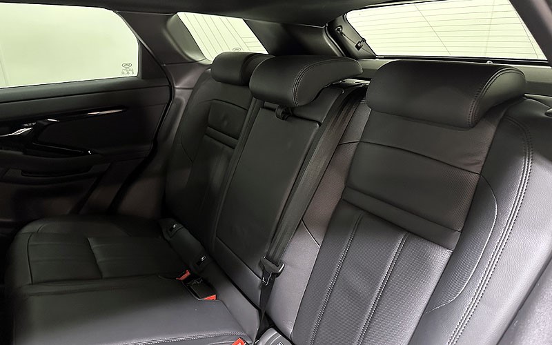 2025 (25) LAND ROVER RANGE ROVER EVOQUE 2.0 D200 Dynamic SE 5dr Auto 4608716