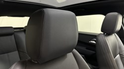 2025 (25) LAND ROVER RANGE ROVER VELAR 2.0 D200 MHEV Dynamic SE 5dr Auto 5979682